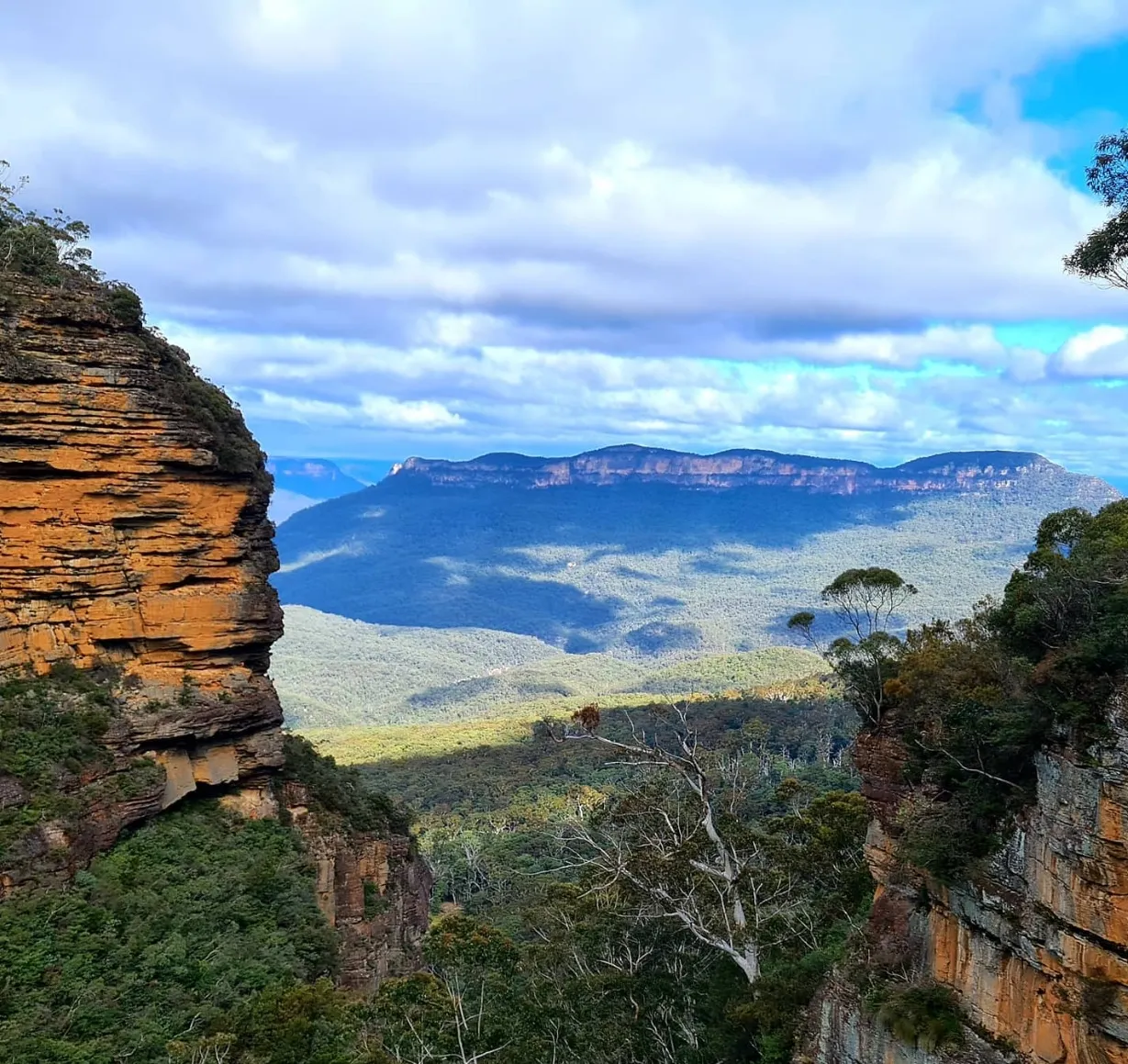 Exploring the Historic Villages of the Blue Mountains