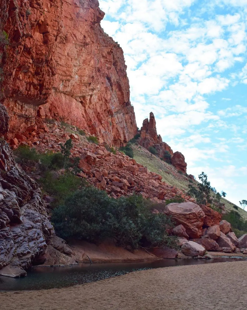 Supa Society | What Months Are Too Hot to Hike Around Alice Springs, and When Does the Heat Danger Peak? The Outback’s Fierce Heart