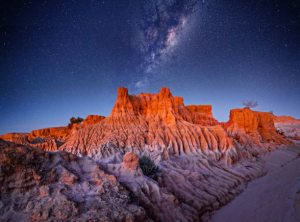 Supa Society | Exploring Australia's Stunning Natural Landmarks: From Reef to Rock